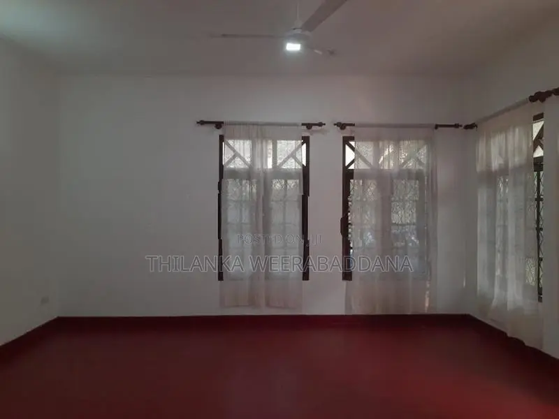 House for Rent - Karapitiya