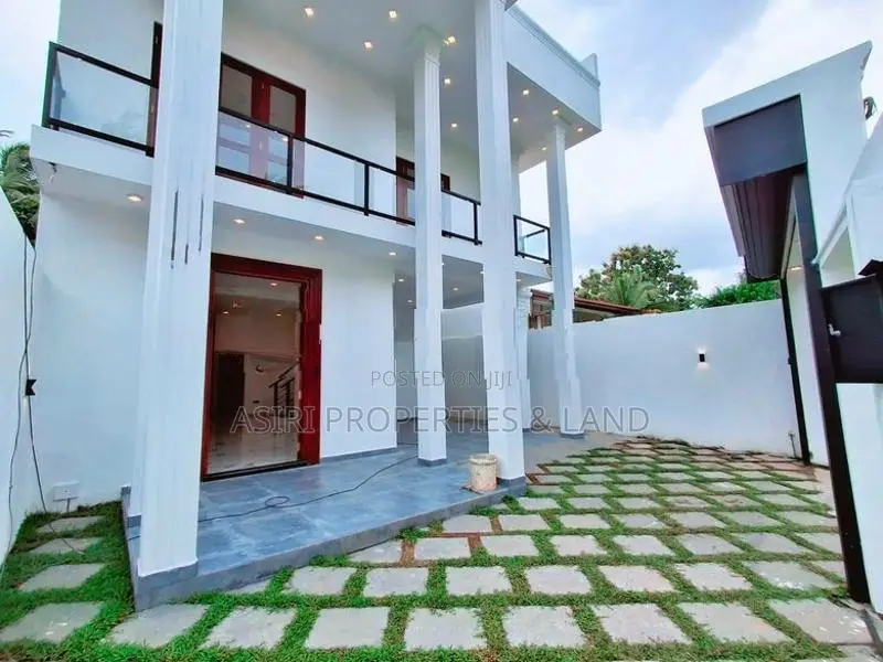 LUXURY 4 BEDROOMS NEW HOUSE FOR SALE IN PILIYANDALA KESBAWA