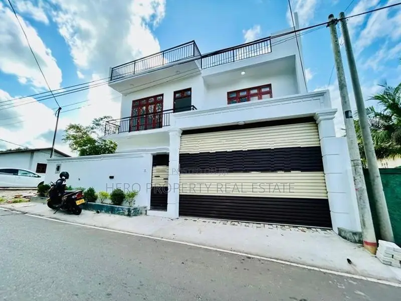 05 BEDROOMS STRATEGICALLY HOUSE FOR SALE IN PILIYANDALA