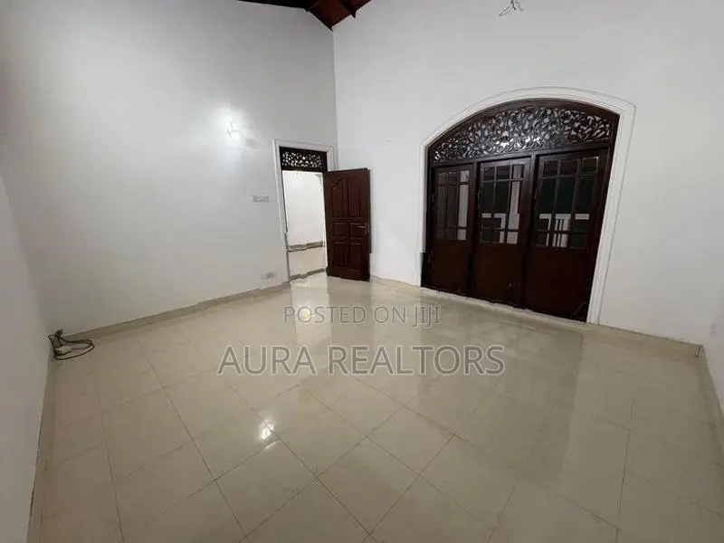 4 Bedrooms House for Rent in Budgamuwa Rd Rajagiriya (p-169)