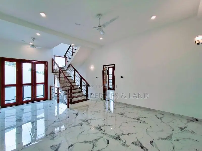 LUXURY 4 BEDROOMS NEW HOUSE FOR SALE IN PILIYANDALA KESBAWA