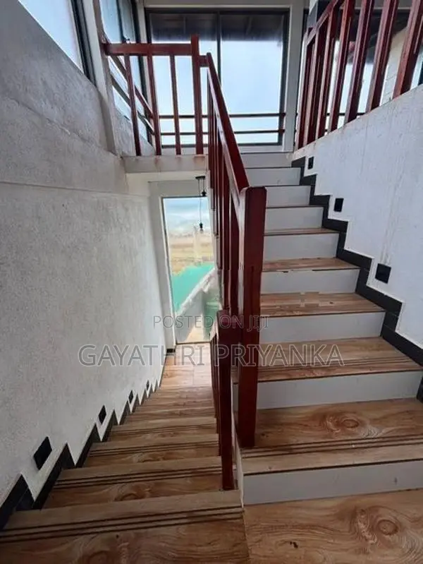 Spacious 6-Bed Commercial Building For Sale Moratuwa