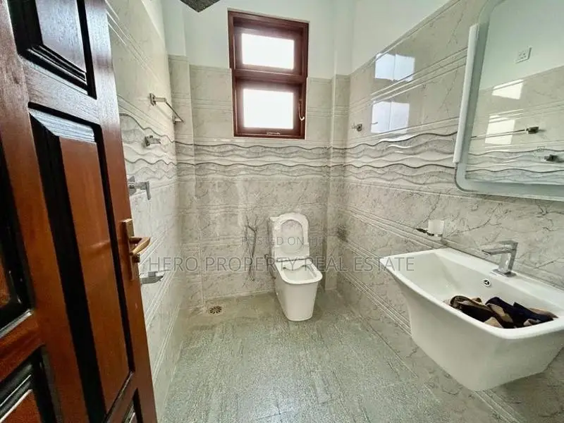 05 BEDROOMS STRATEGICALLY HOUSE FOR SALE IN PILIYANDALA