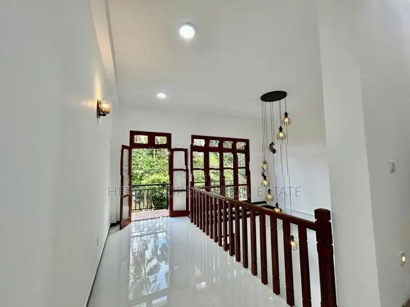 05 BEDROOMS STRATEGICALLY HOUSE FOR SALE IN PILIYANDALA