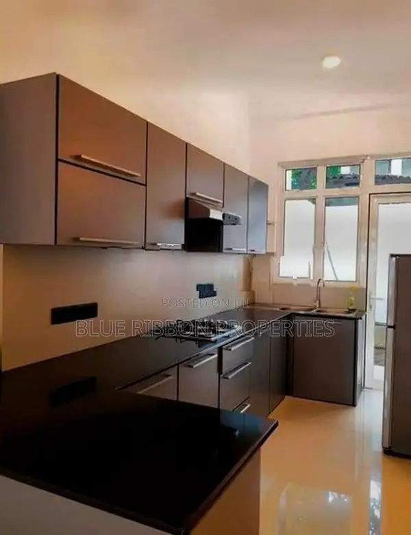 Two-Beom First Floor Apartment for Rent – Homagamadro