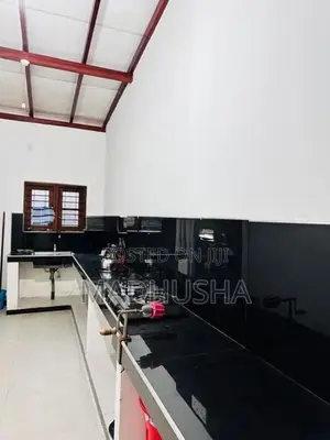 Room for Rent Talawatugoda