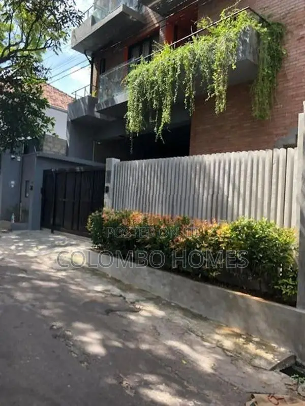 3 Bed Luxury Apartment for Rent - Colombo 04