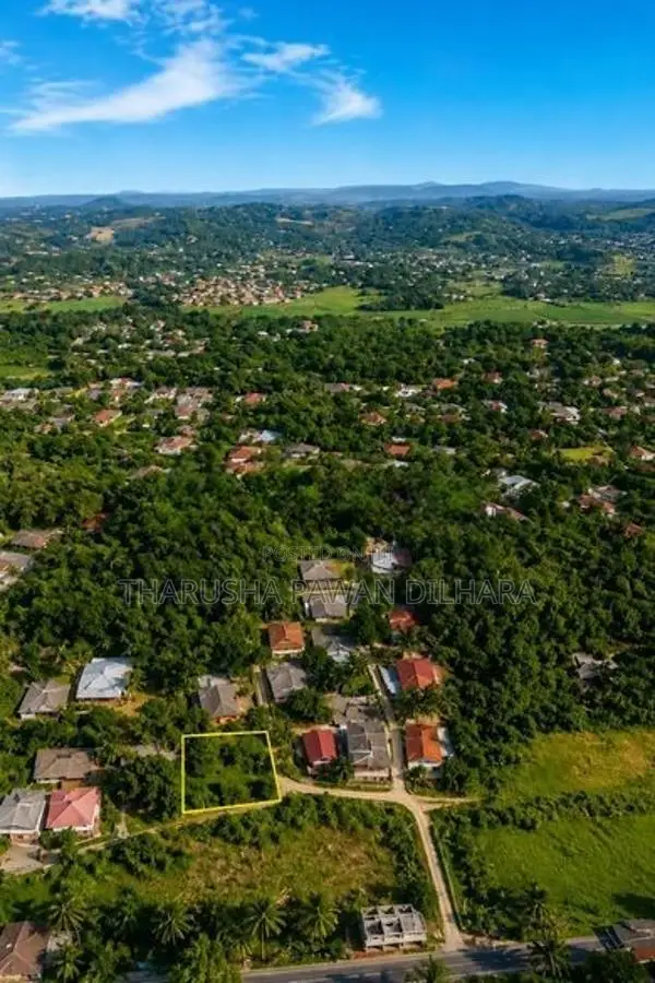 ඉඩමක් විකිණීමට හුන්නදෙණිය