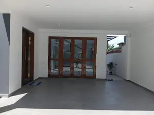Newly Built Elegant Residence for Sale in Kesbewa