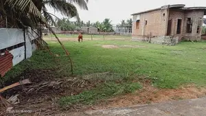 14 Perches Land - Addalaichenai