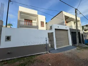 Luxury Brand New 2 Story House for Sale in Piliyandala