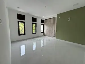 Brand-New Modern Luxury 3-Storey House for Sale – Homagama