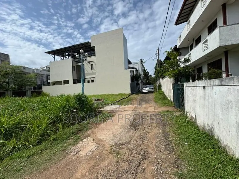 Highly Residential Land for Sale in Boralesgamuwa Town