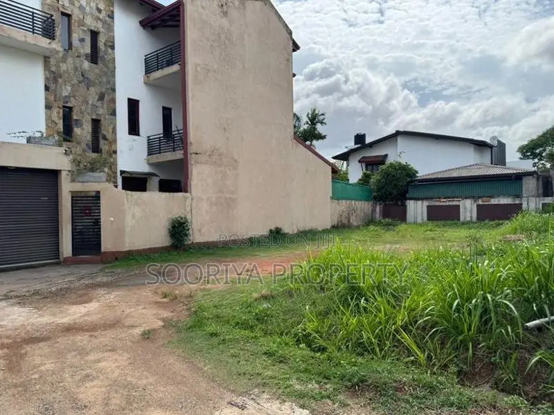 Highly Residential Land for Sale in Boralesgamuwa Town