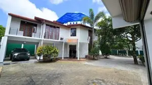 21 Perch Super Luxury 5BR House For Sale In Maharagama Wattegedara