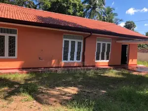 38 Perches Land For Sale In Kadawatha