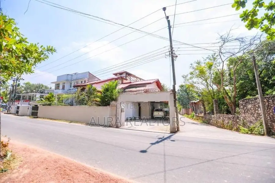 5 Bedrooms House for sale in Nugegoda (P-133)
