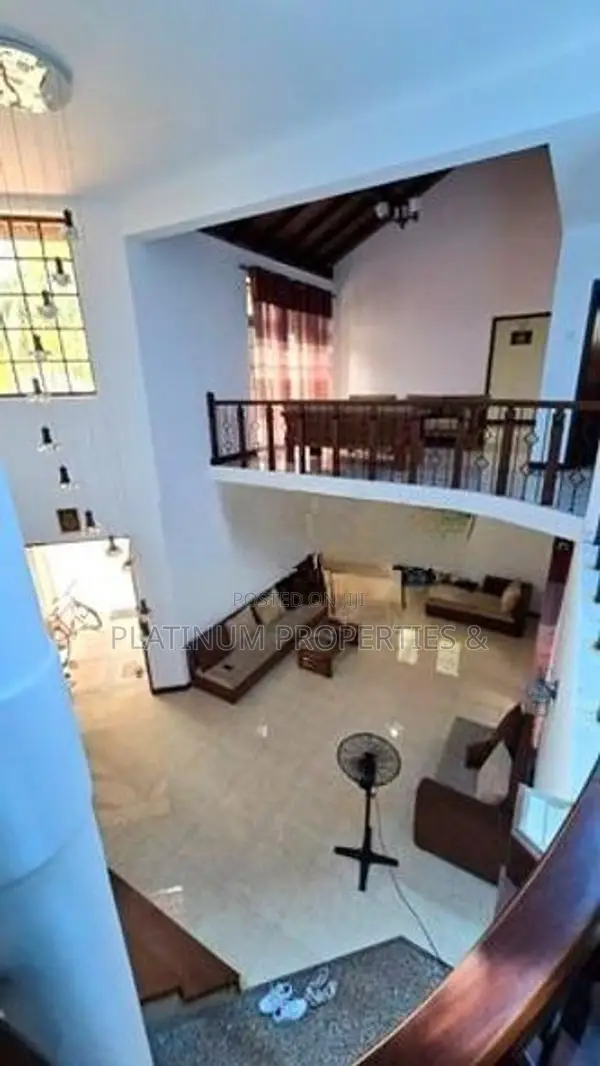 21 Perch Super Luxury 5BR House For Sale In Maharagama Wattegedara