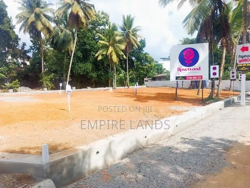 Homagama Galawilawatte Valuable Land for Sale Near Kottawa Highway