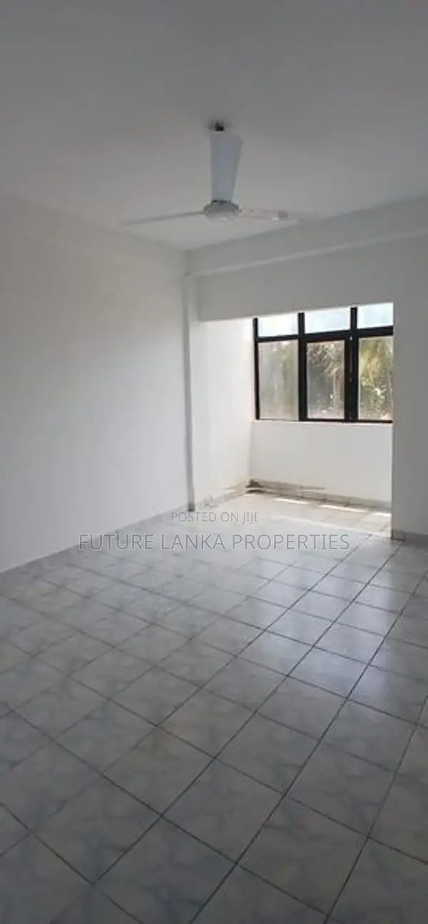 Appartment for Sale without Furniture Dehiwala