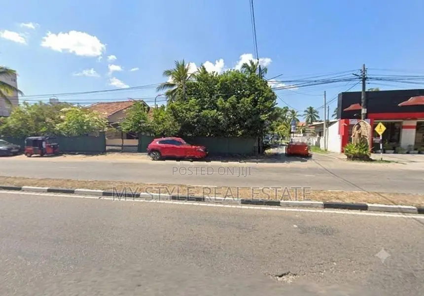 Negombo Commercial Property for Lease (Near Nawaloka Hospital )