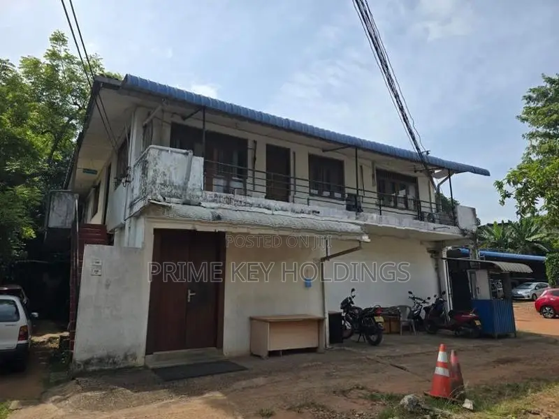 Land with Prime Property for Sale – Colombo 05 (Kirulapone) (LS111)
