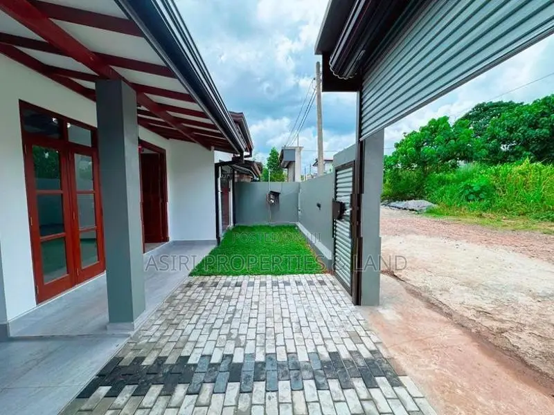 3 BEDROOMS NEW HOUSE FOR SALE IN HOMAGAMA GODAGAMA