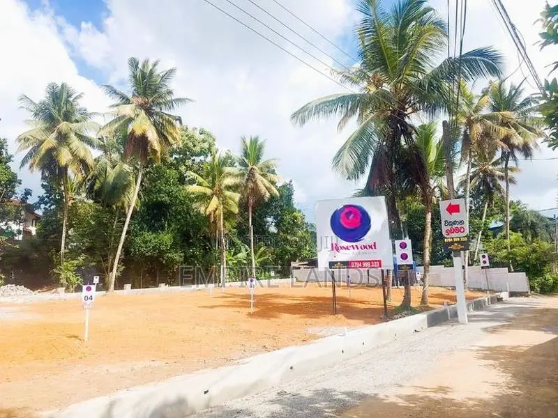 Homagama Galawilawatte Valuable Land for Sale Near Kottawa Highway