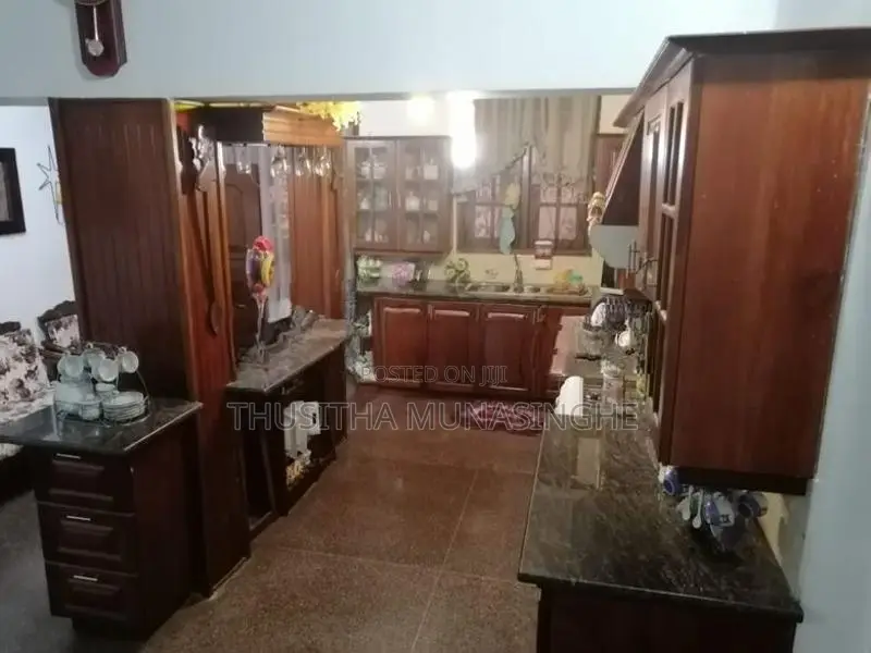 Two Story 5 Bedroom House for Sale in Colombo 8