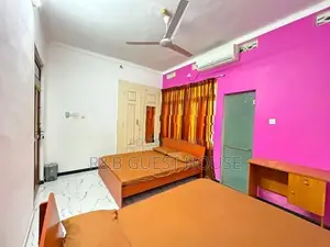 Family AC Room - R&B Guest House Jaffna