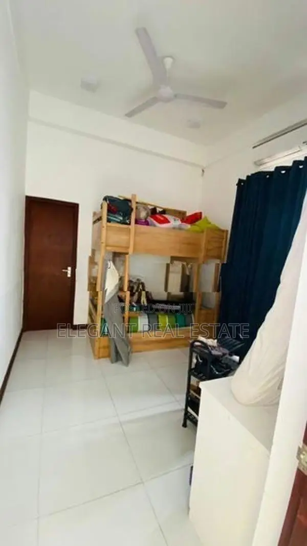 Elegant 16 - 03 Bedroom Penthouse for Sale in Colombo 08 (A3153)