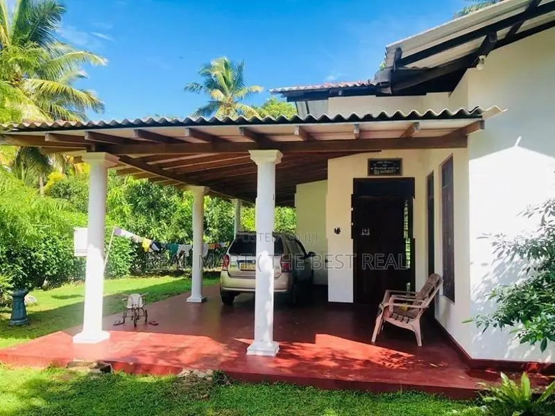 GALEWELA : 4-BR (34P) SPACIOUS HOUSE FOR SALE