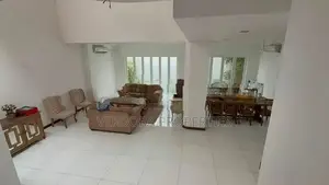 Modern Luxury Home for Sale - Narahenpita