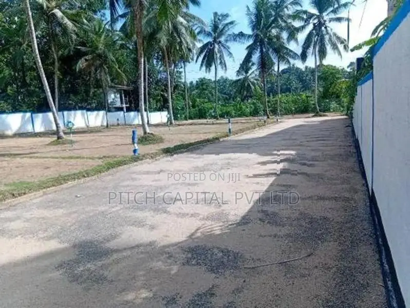 Athurugiriya town Paddy Field Face Beautiful Land Sale