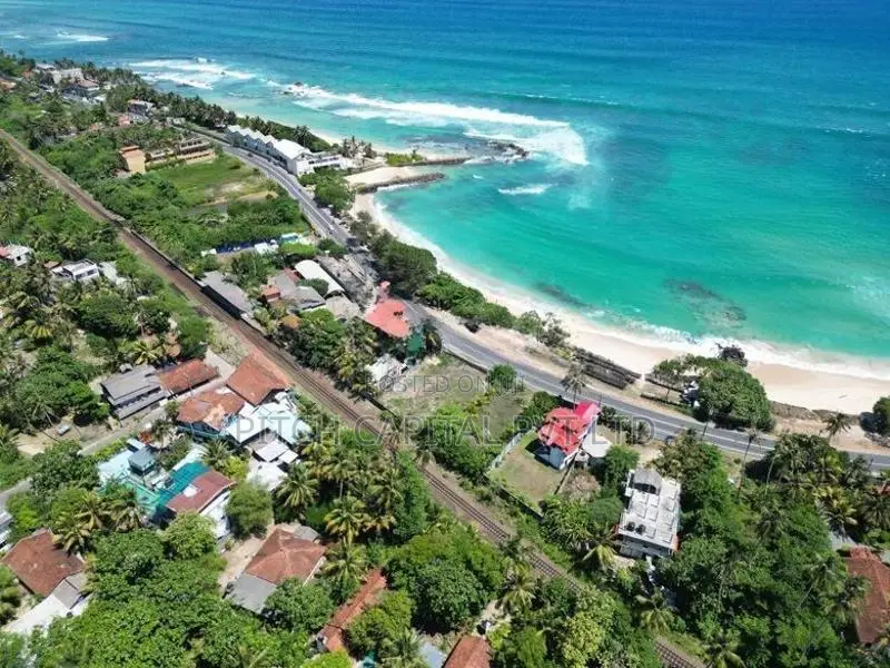midiGAMA beach property for sale
