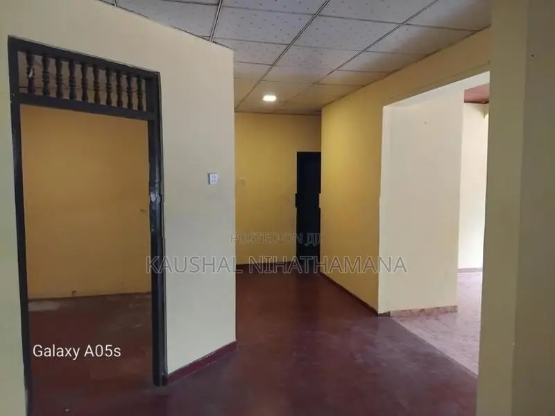 House for Rent – Lake Road, New Town, Embilipitiya