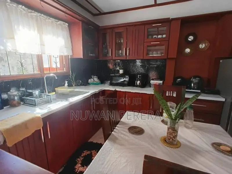 Katubedda Laxapathy house for sale .