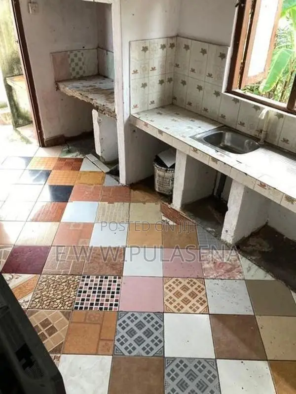 HOUSE for SALE in KOTTAWA Ruwanpura 20 Perch