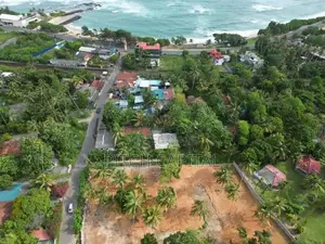 Midigama සුන්දර මුහුදු වෙරළ තීරයට සමීපයෙන් විකිණීමට අගනා බිම් කොටස්
