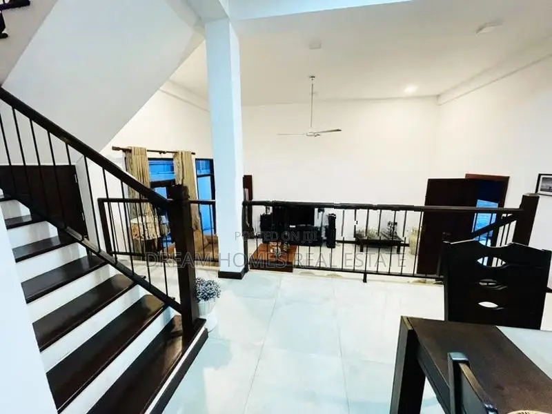 Modern 2-Storey House for Sale in Thalawathugoda