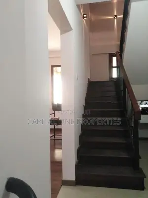 Luxury 2 Storey House For Rent In Akuregoda Battaramulla - 3970U/1