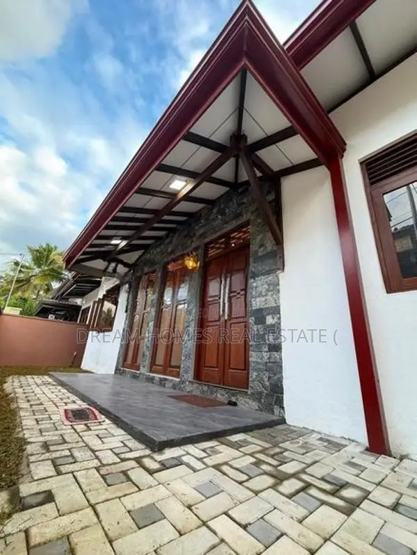 Newly Built 3 Bedroom House for Sale in Godagama | 7 Perches
