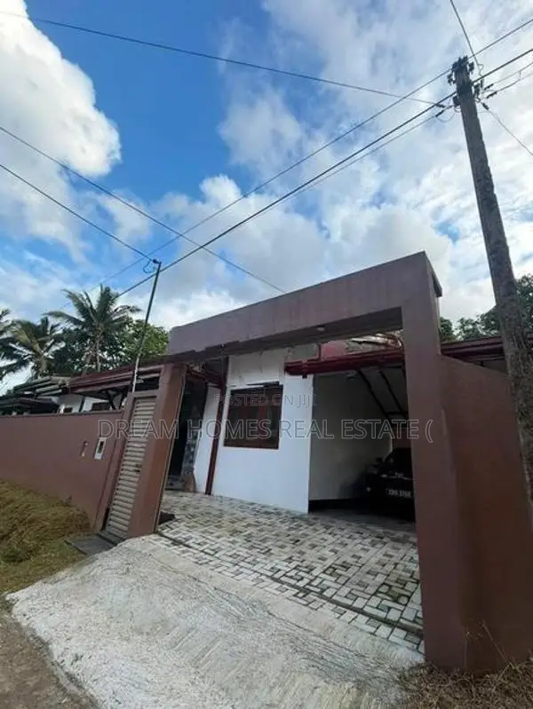 Newly Built 3 Bedroom House for Sale in Godagama | 7 Perches