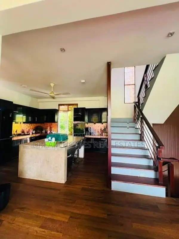 Modern Luxury 5 Bedroom Home for Sale – Kottawa