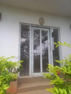 Annex rent in Peradeniya