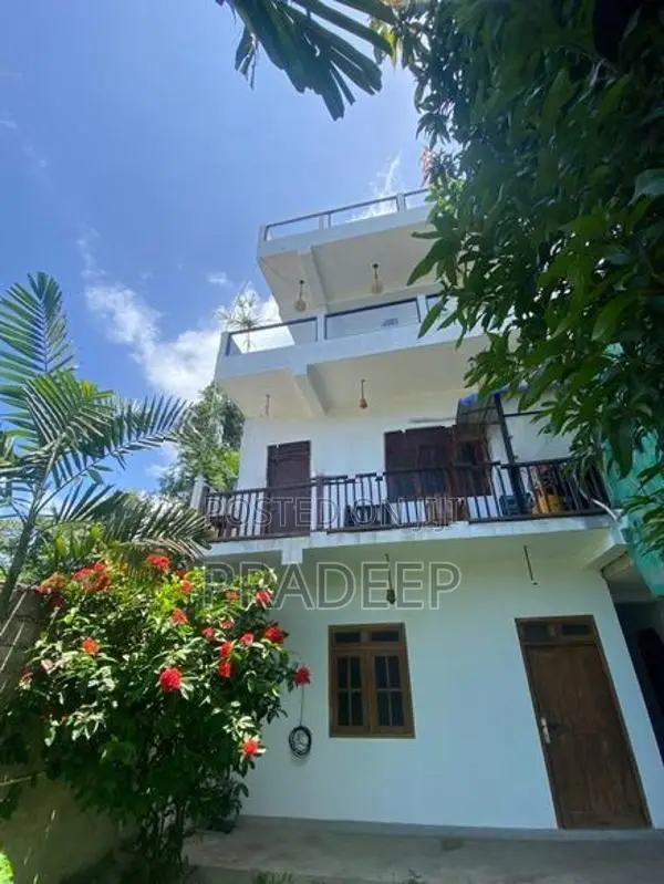 3 Bedrooms Apartment Rent in Weligama