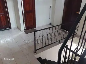 2 Unit Triple Story House for Sale - Nawala Koswattha