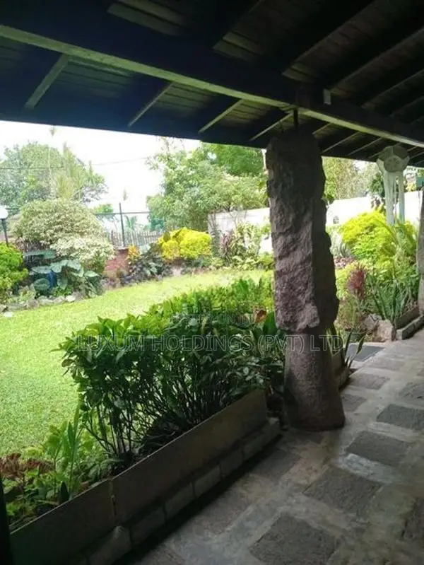 Luxury House For Rent in Baddagana Kotte [ 525C ]