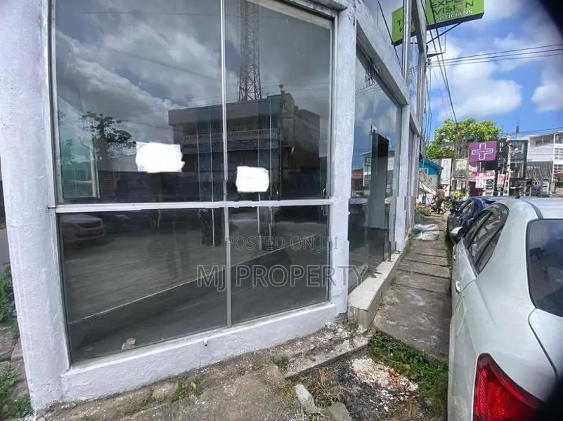 ( TC-1140) Highly Valuable Commercial Shop Space Rent in Thalawathugod