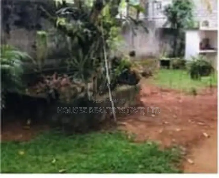 House with 25-Perch land for Sale – Kahathuduwa